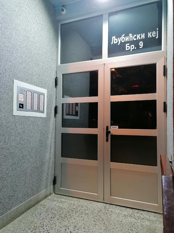 Vemiur Apartment Cacak Luaran gambar